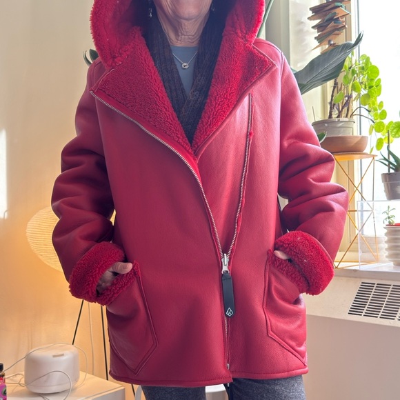 Therma Kota Silja Shearling Jacket - Red - Picture 3 of 3